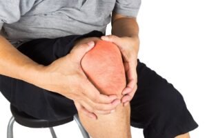 Discover 5 expert strategies to ease knee pain and swollen ankles