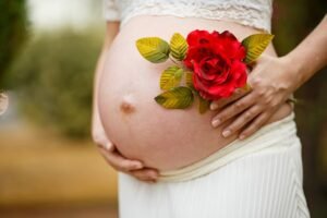 5 Tips for Pregnant Moms with Tailbone Pain